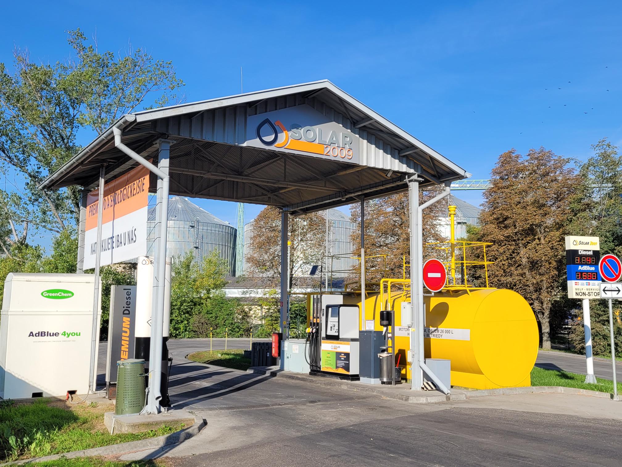 PREDAJ A DISTRIBÚCIA POHONNÝCH HMÔT